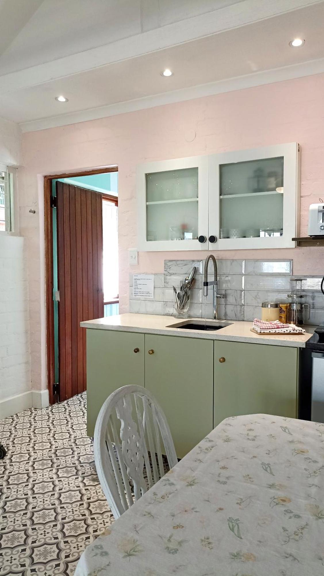 The Retreat Bed & Breakfast Кометджи Екстериор снимка